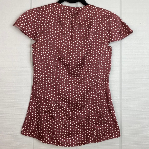Banana Republic Purple Plum White Polka Dot Silk Short Cap Sleeve Button Up Top - Picture 3 of 4